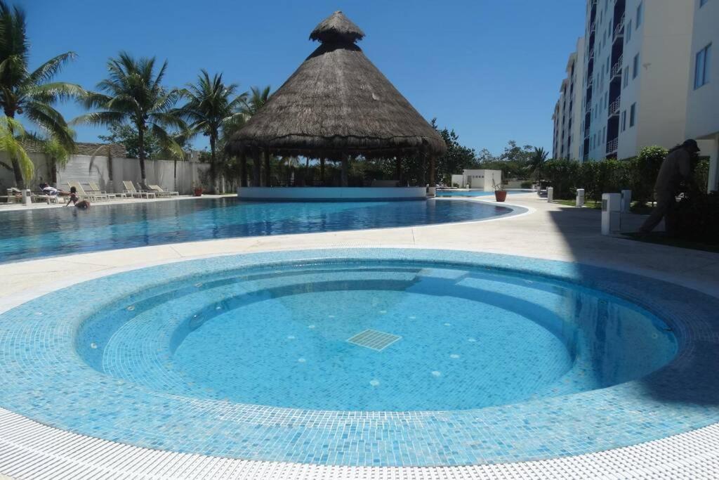 Yikal Suites By Andiani Travel Cancún Eksteriør billede